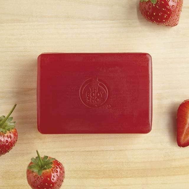 The Body Shop Soap (100gm) - Strawberry