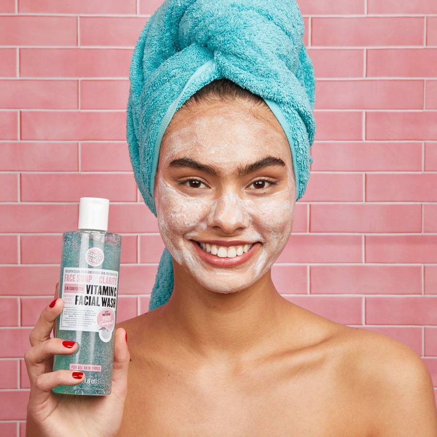 Soap &amp; Glory Face Soap &amp; Clarity Vitamin C Facial Wash (350ml)