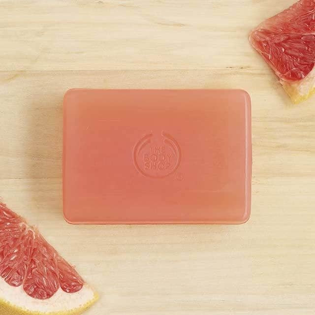 The Body Shop Soap (100g) - Pink Grapefruit