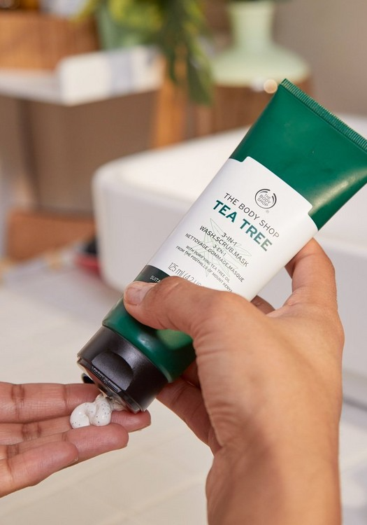 The Body Shop Tea Tree 3-in-1 Wash Scrub Mask (125ml)